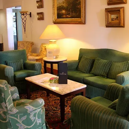 Charming - Quinta Perestrello Funchal (Madeira)