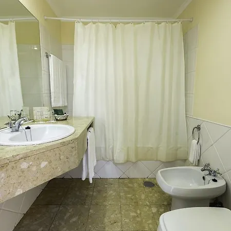 Charming - Quinta Perestrello Hotel 4*
